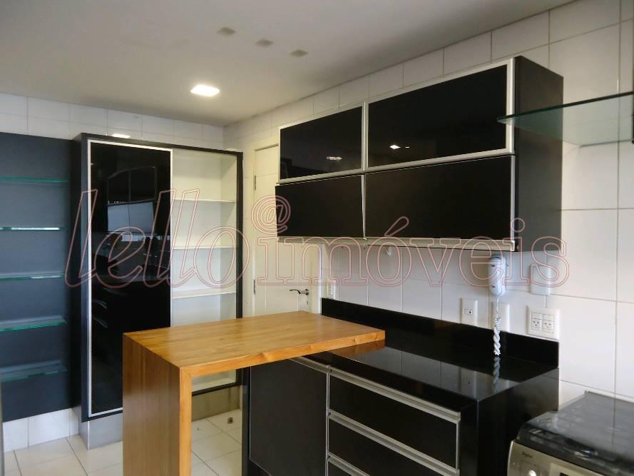 Apartamento para alugar com 3 quartos, 170m² - Foto 23