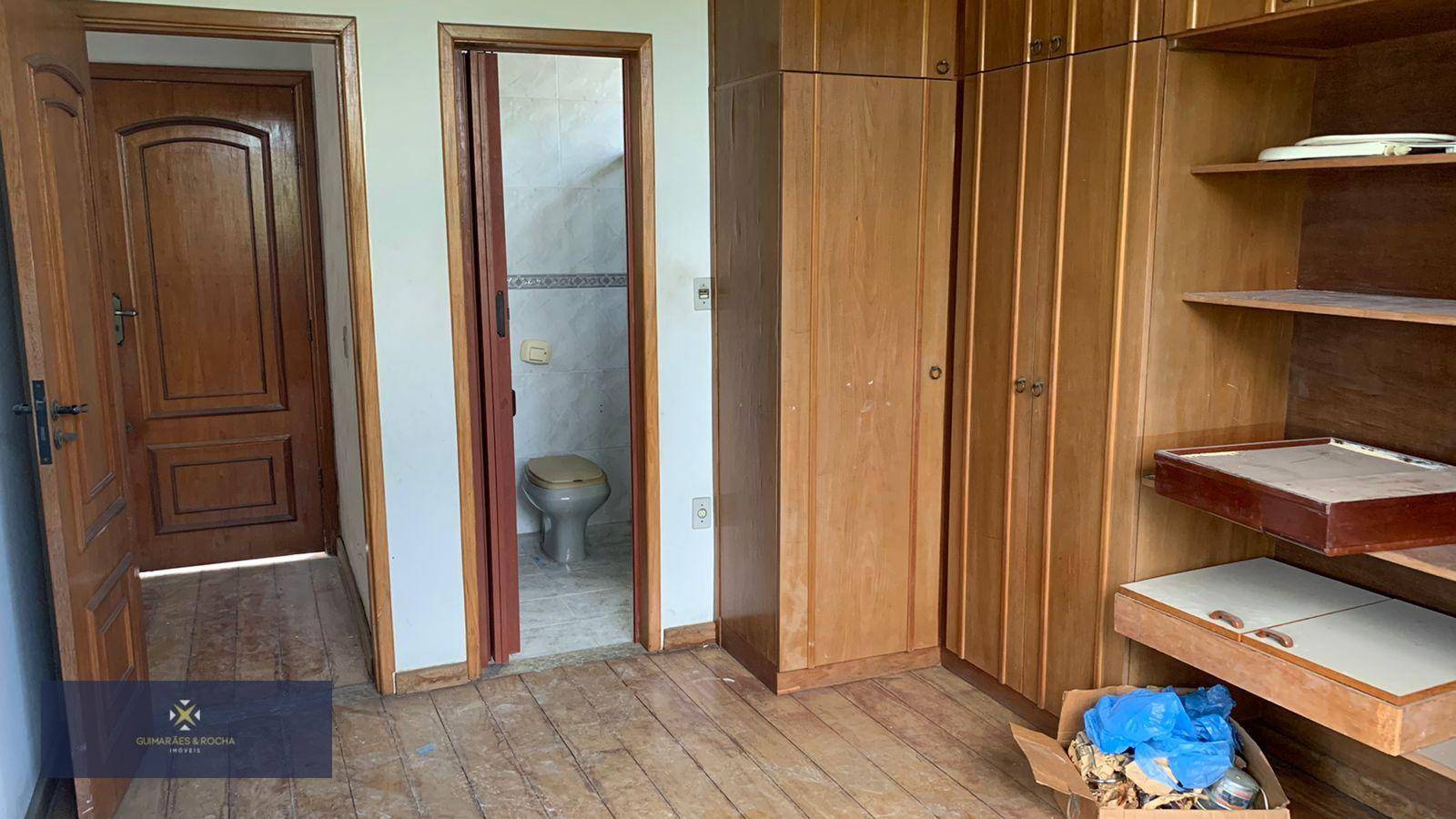 Casa de Condomínio à venda com 6 quartos, 133m² - Foto 49