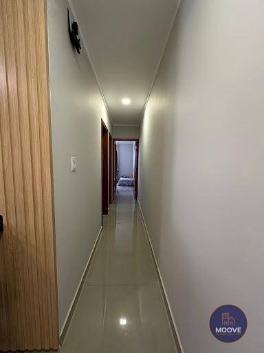 Casa à venda com 2 quartos, 70m² - Foto 4