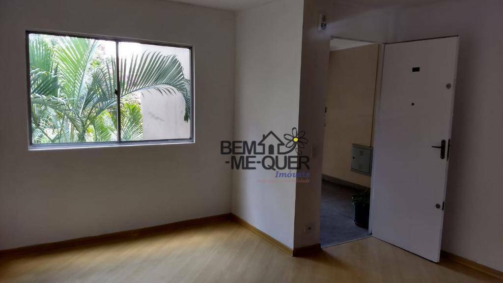 Apartamento à venda com 2 quartos, 60m² - Foto 3