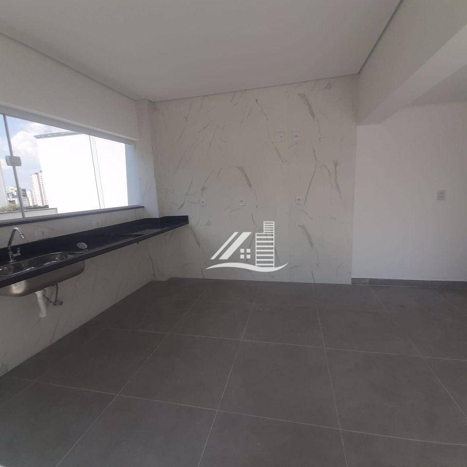 Sobrado à venda com 3 quartos, 304m² - Foto 5