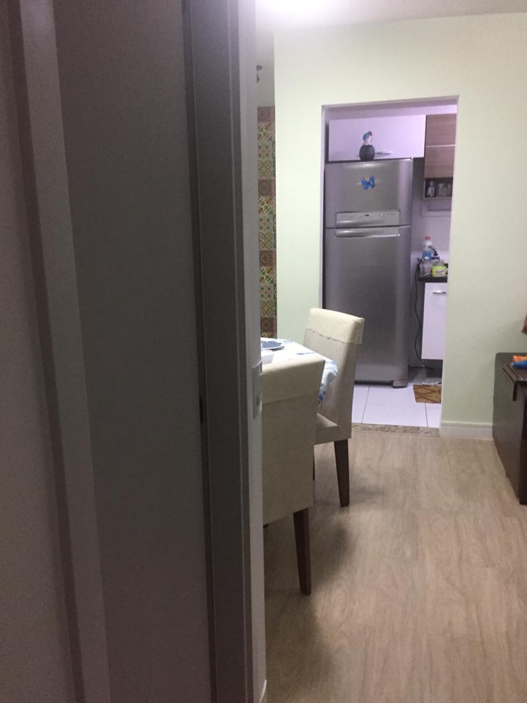 Apartamento à venda com 2 quartos, 64m² - Foto 19