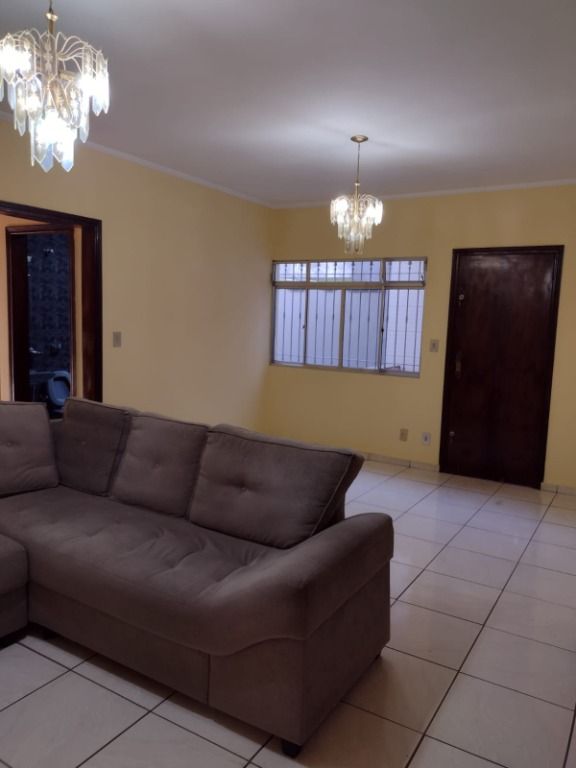 Sobrado à venda com 6 quartos, 140m² - Foto 7