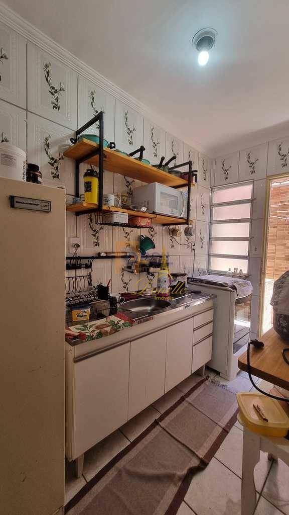 Sobrado à venda com 2 quartos, 59m² - Foto 4