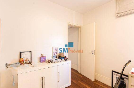 Apartamento à venda com 3 quartos, 154m² - Foto 6