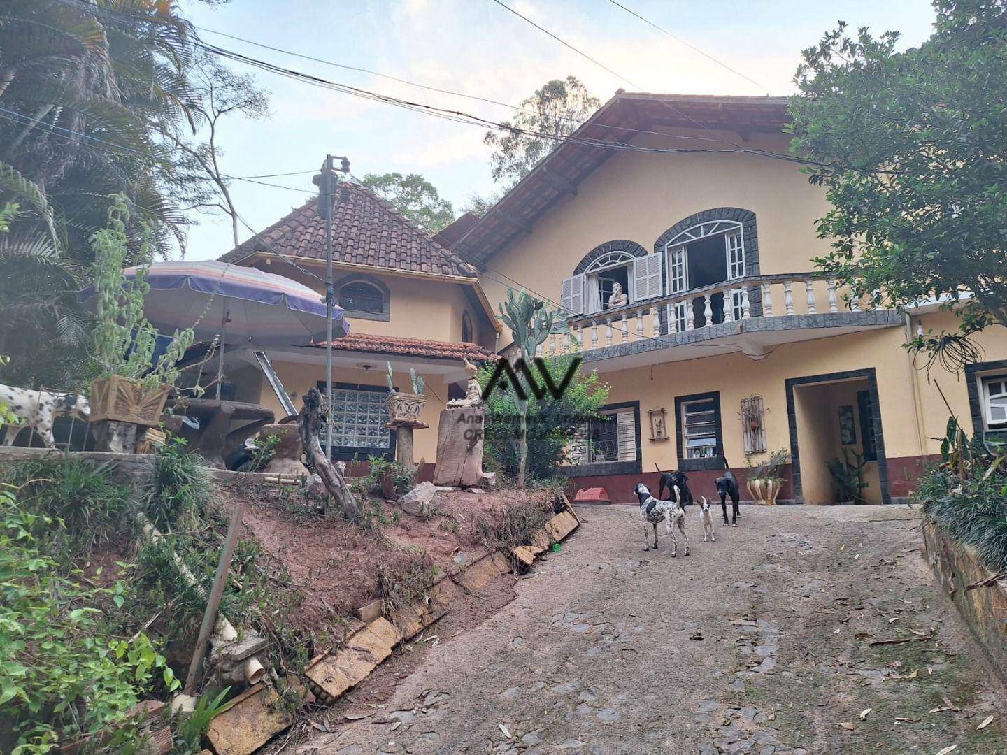Casa à venda com 4 quartos, 297m² - Foto 15