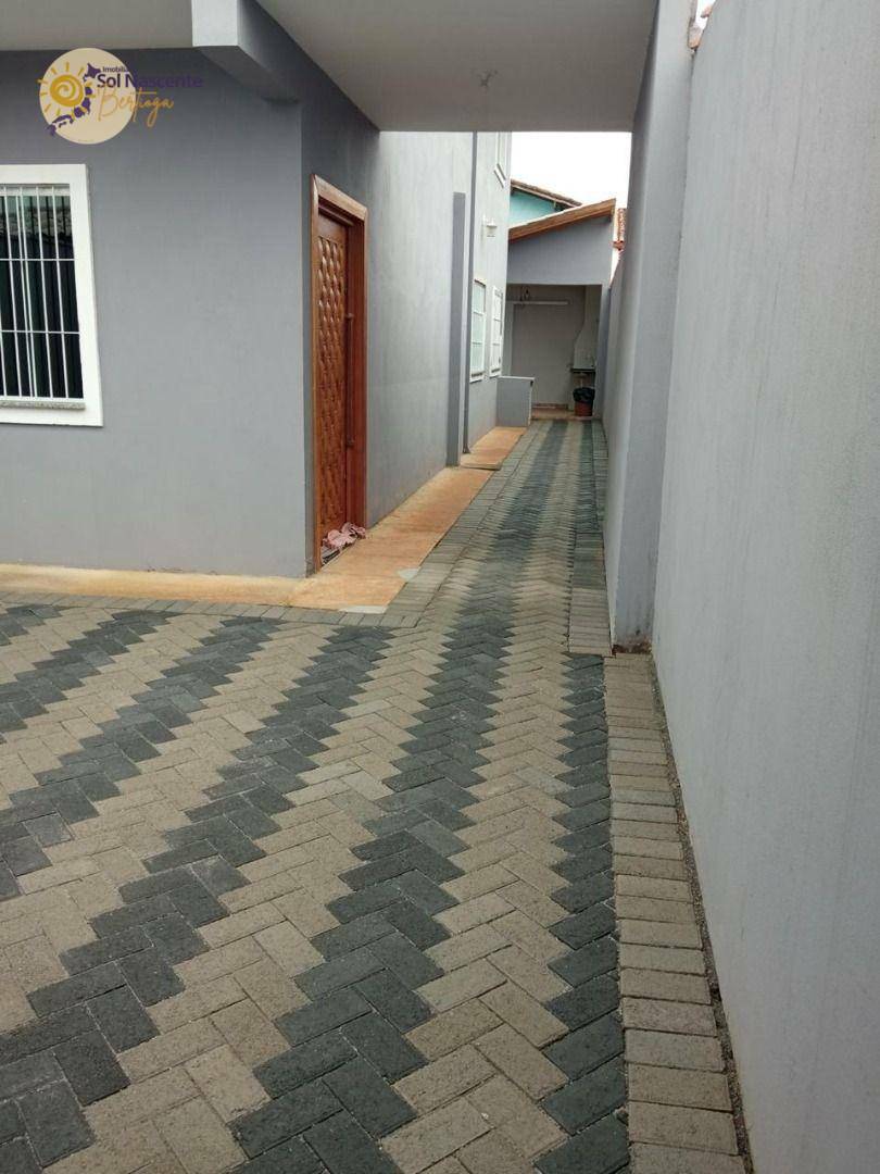 Casa para alugar com 2 quartos, 300m² - Foto 5