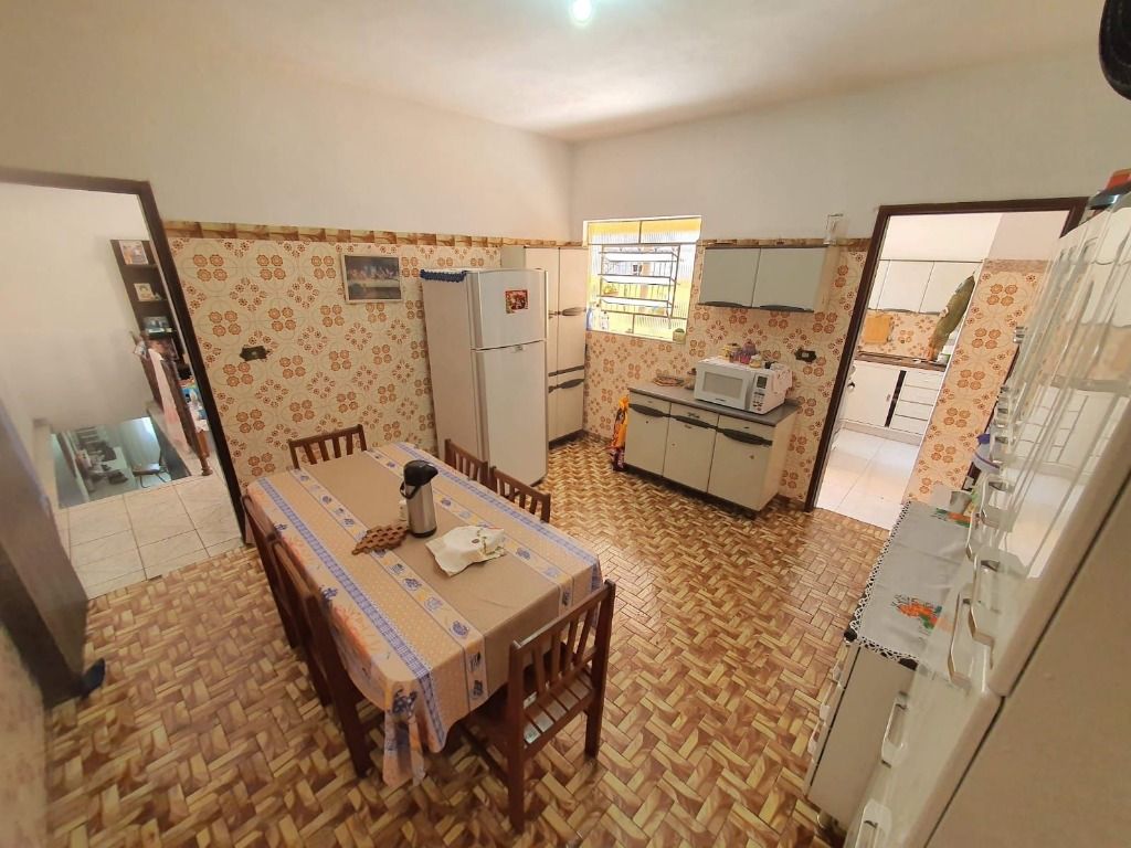 Sobrado à venda com 3 quartos, 200m² - Foto 8