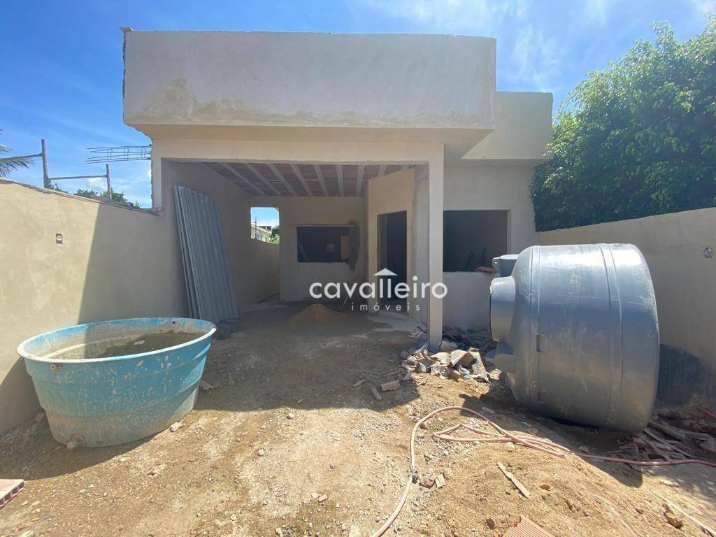 Casa à venda com 3 quartos, 120m² - Foto 1