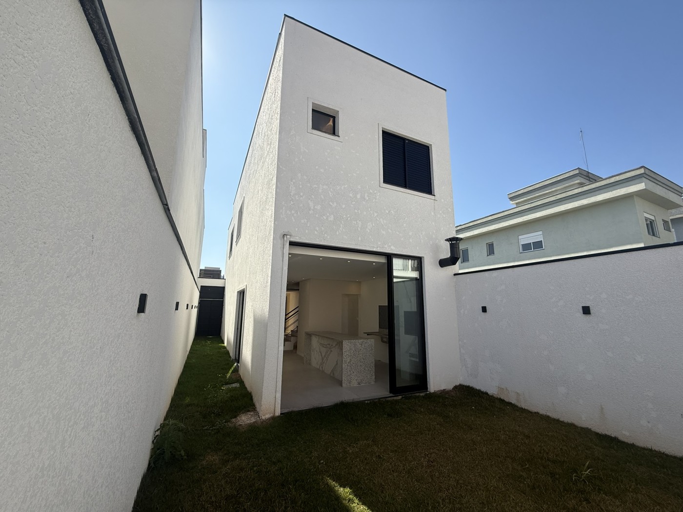 Casa à venda com 3 quartos, 123m² - Foto 14