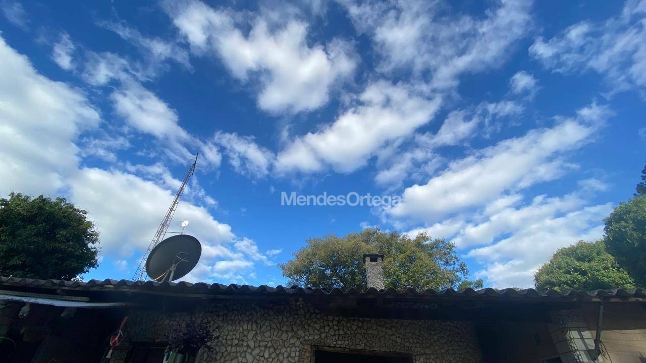 Casa para alugar com 2 quartos, 80m² - Foto 24
