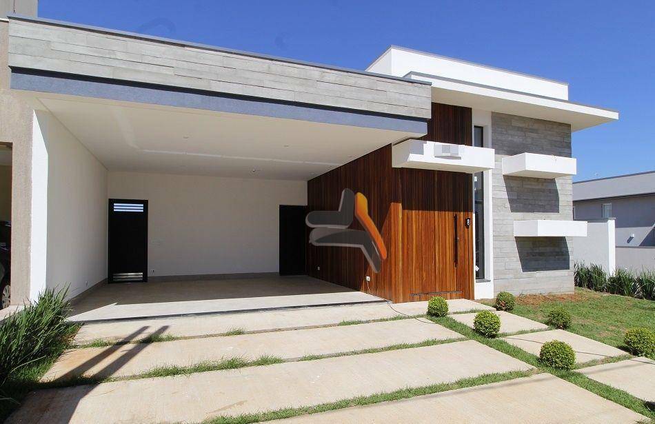 Casa de Condomínio à venda com 4 quartos, 235m² - Foto 3