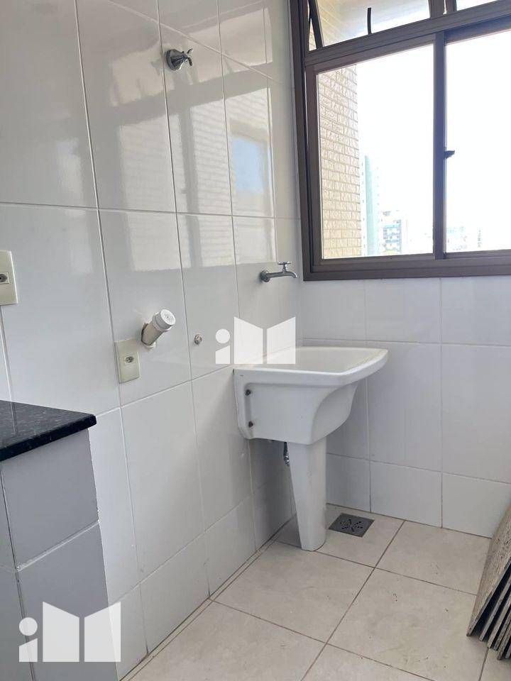 Apartamento à venda com 3 quartos, 110m² - Foto 17