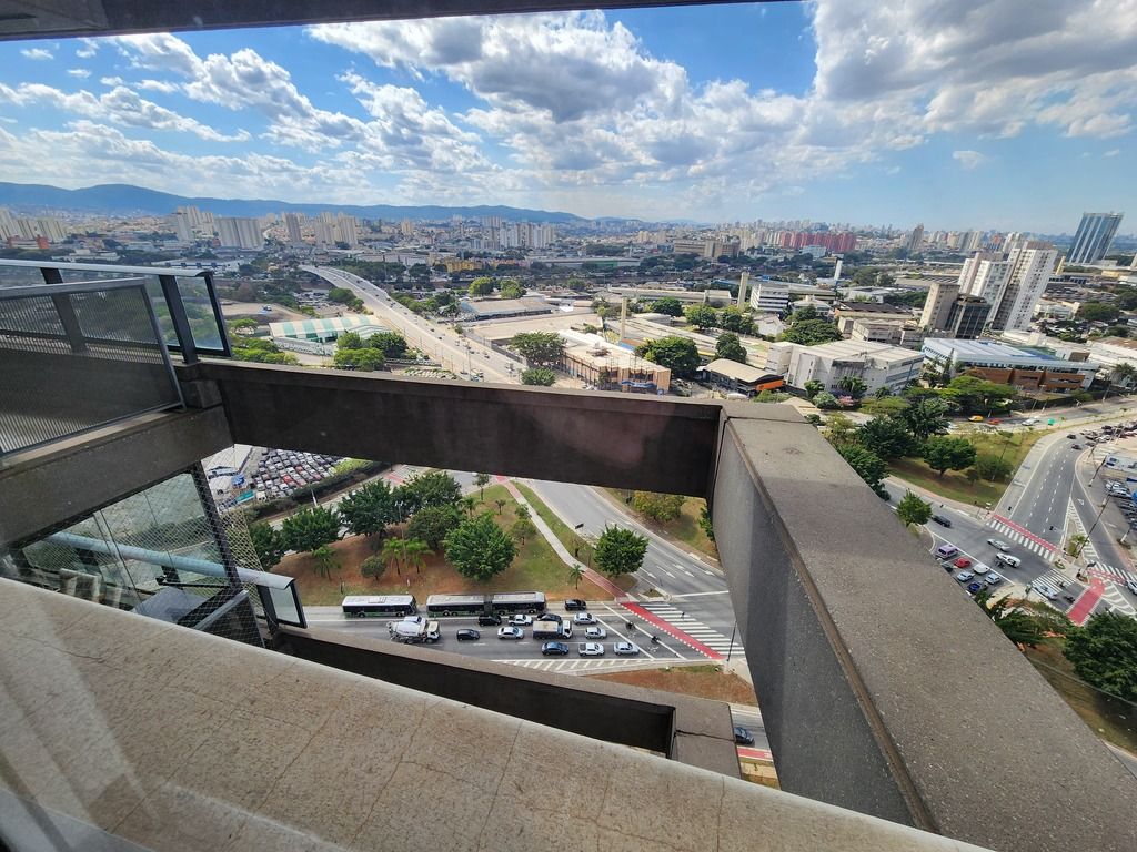 Apartamento à venda com 2 quartos, 69m² - Foto 2