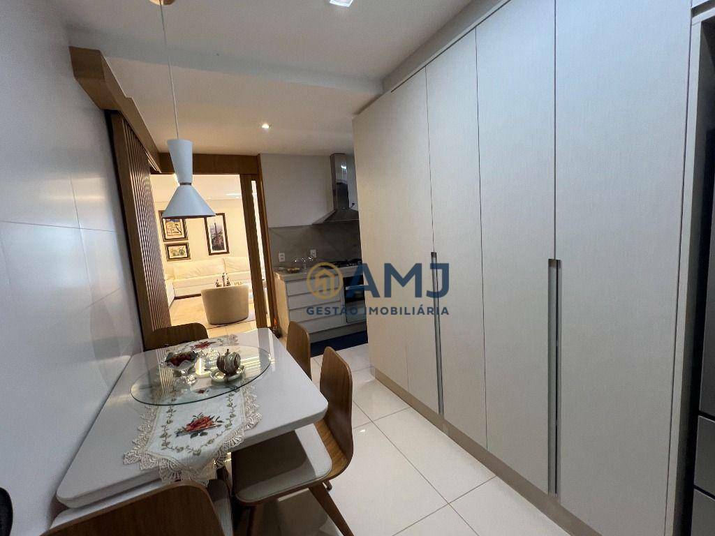 Apartamento à venda com 4 quartos, 224m² - Foto 14