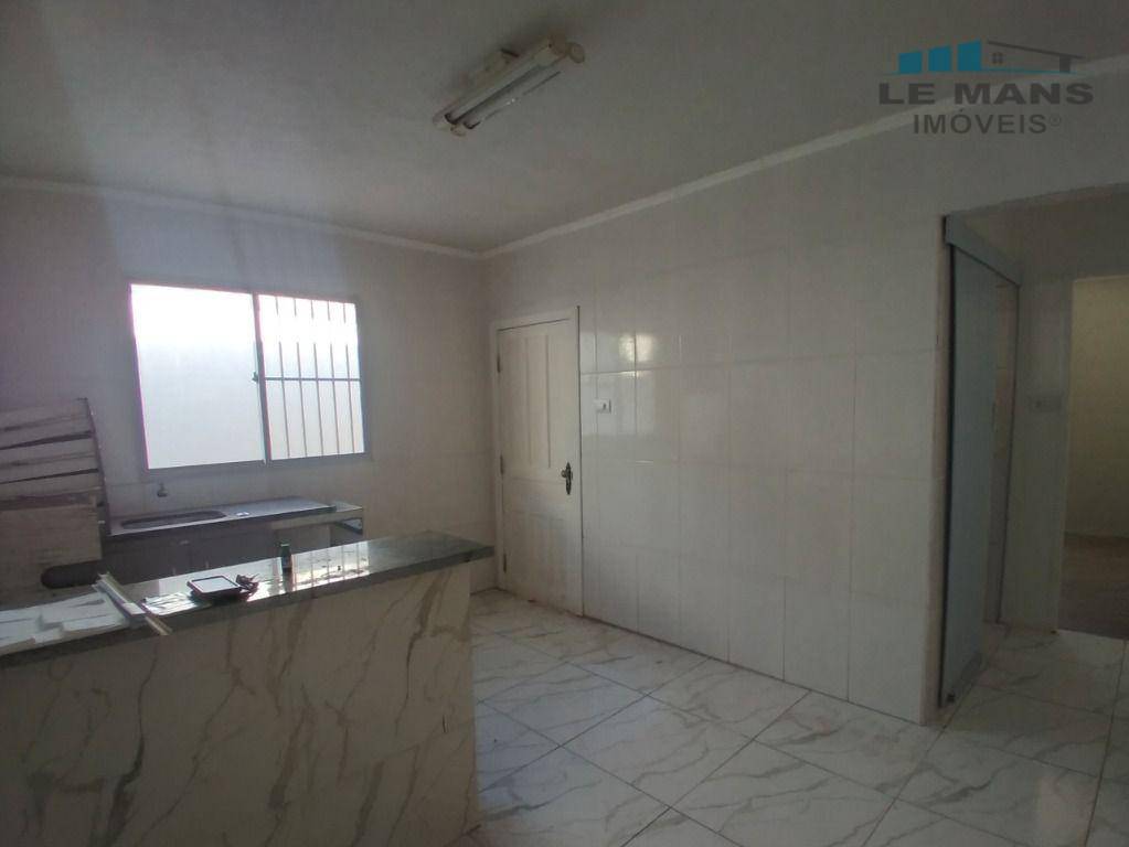 Casa à venda com 1 quarto, 54m² - Foto 1