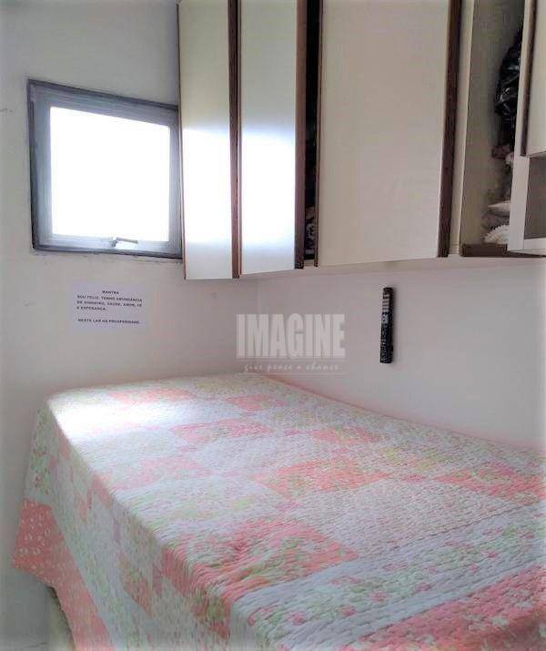 Apartamento à venda com 2 quartos, 62m² - Foto 13