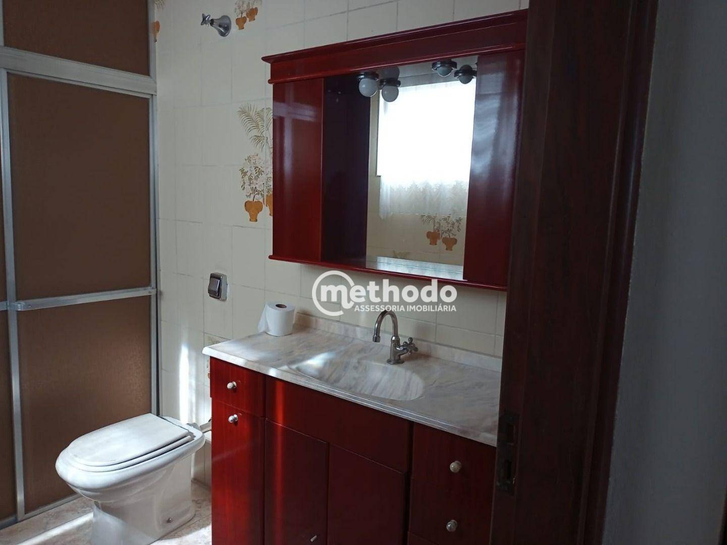 Casa para alugar com 3 quartos, 212m² - Foto 11