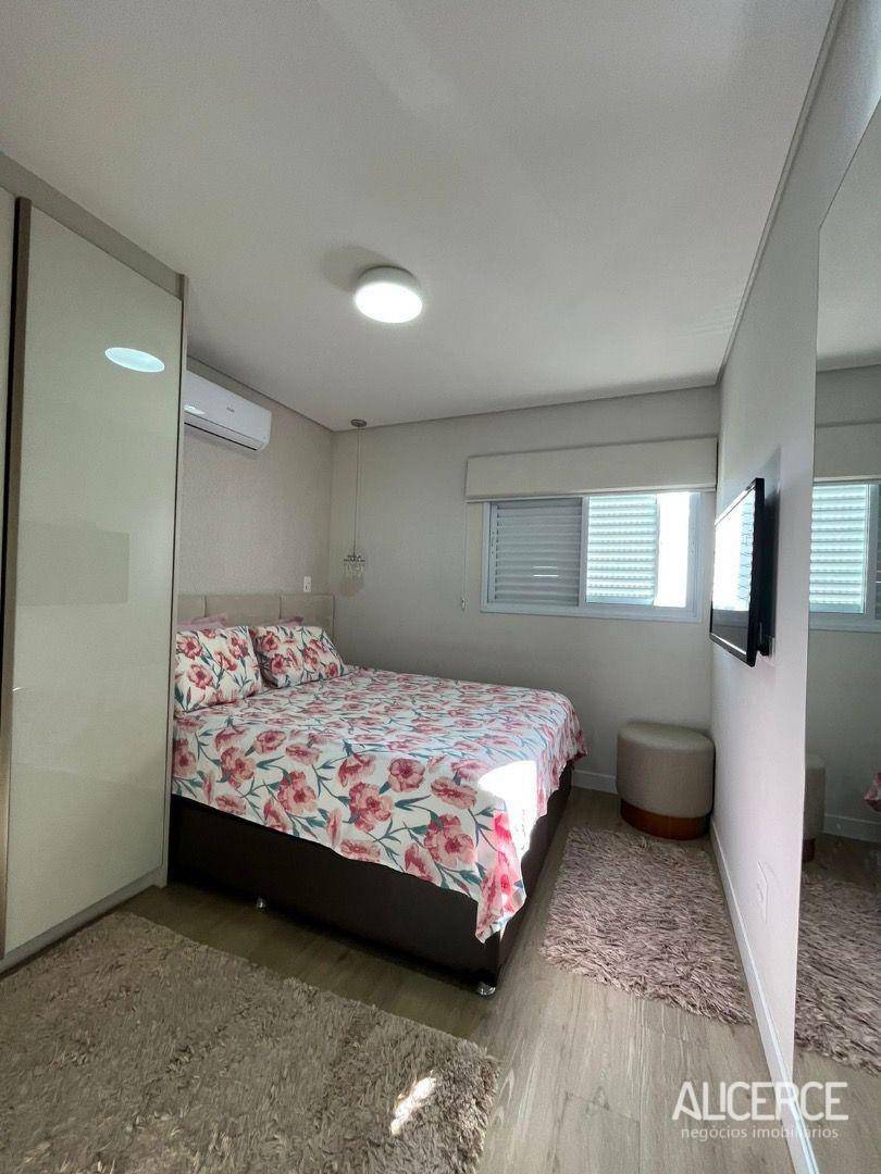 Apartamento à venda com 3 quartos, 119m² - Foto 10