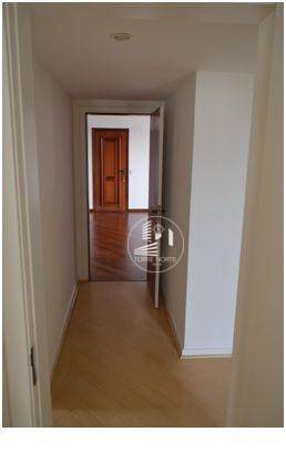 Apartamento à venda com 3 quartos, 131m² - Foto 25