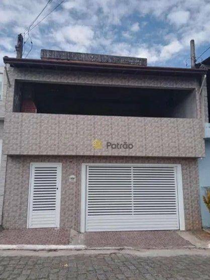 Sobrado à venda com 5 quartos, 250m² - Foto 1