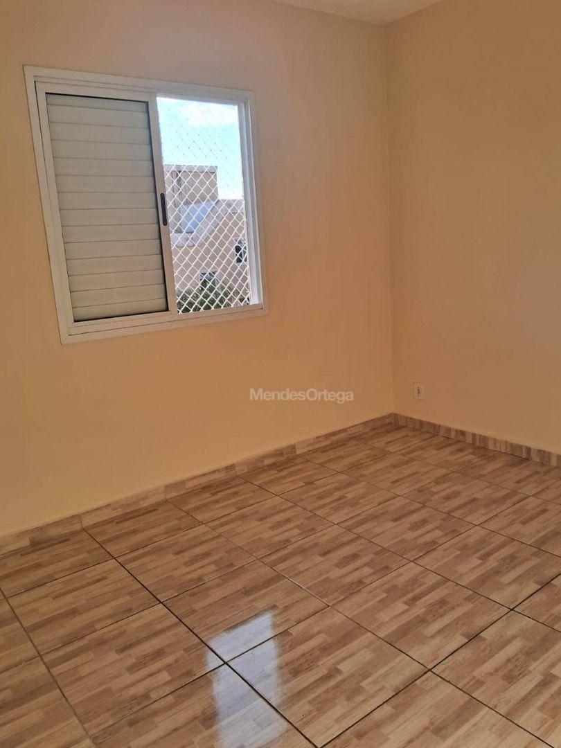 Apartamento para alugar com 2 quartos, 55m² - Foto 7