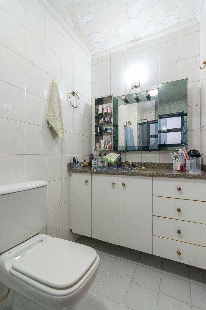 Apartamento à venda com 3 quartos, 149m² - Foto 22