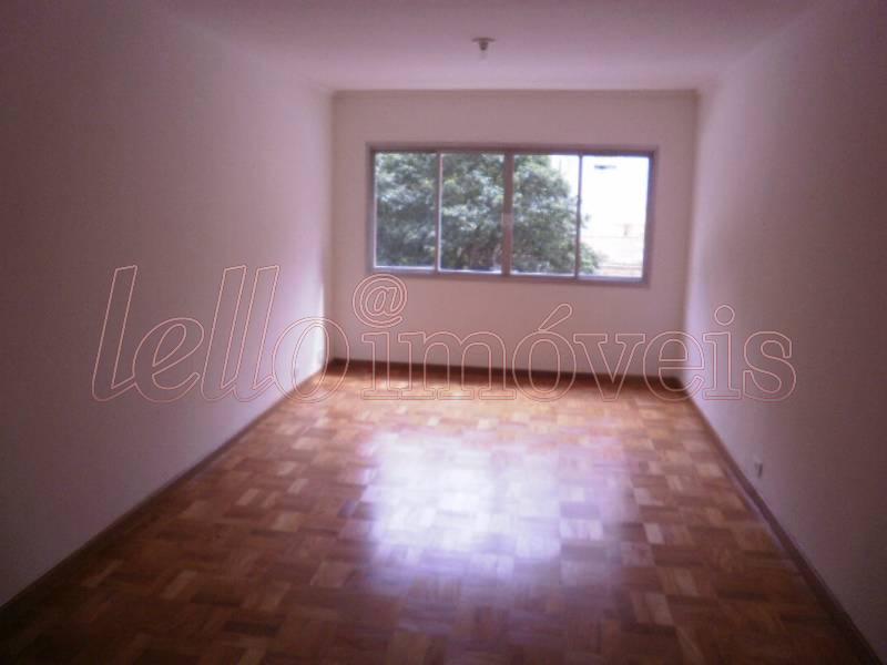 Apartamento para alugar com 3 quartos, 120m² - Foto 1