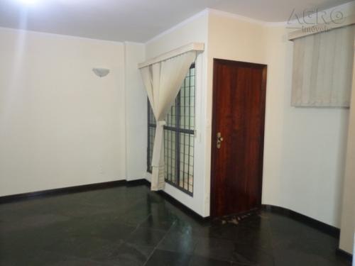 Casa à venda e aluguel com 3 quartos, 240m² - Foto 4