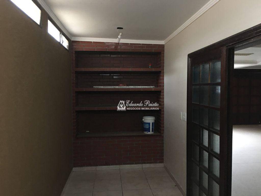 Sobrado à venda com 6 quartos, 550m² - Foto 38