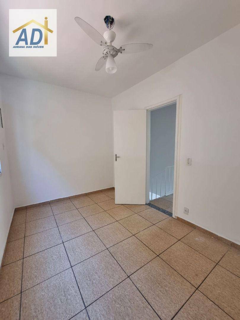 Casa para alugar com 2 quartos, 56m² - Foto 14