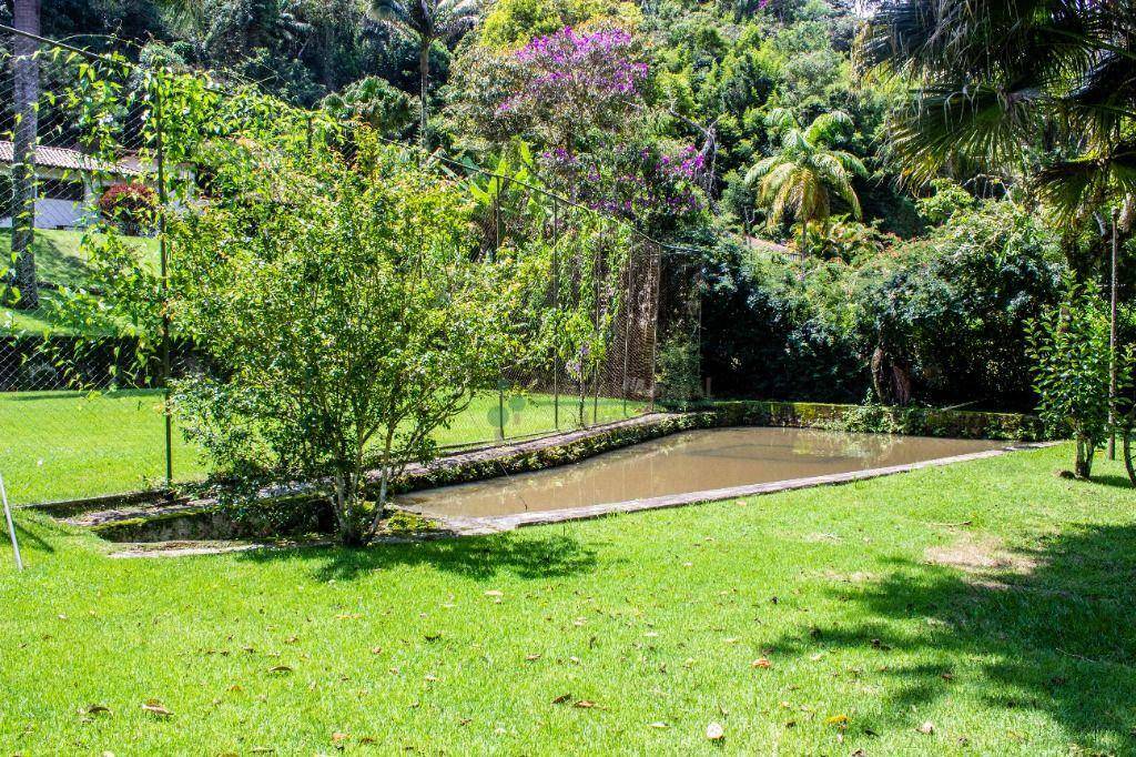 Casa de Condomínio à venda com 5 quartos, 273m² - Foto 5