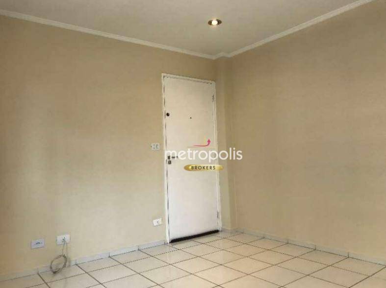 Apartamento à venda com 2 quartos, 68m² - Foto 3