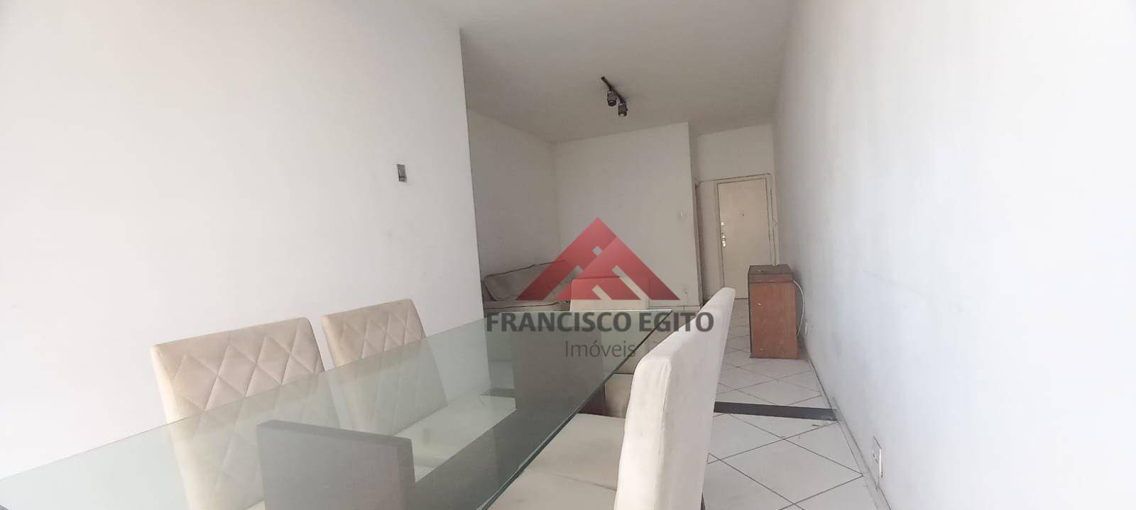 Apartamento à venda com 3 quartos, 91m² - Foto 2