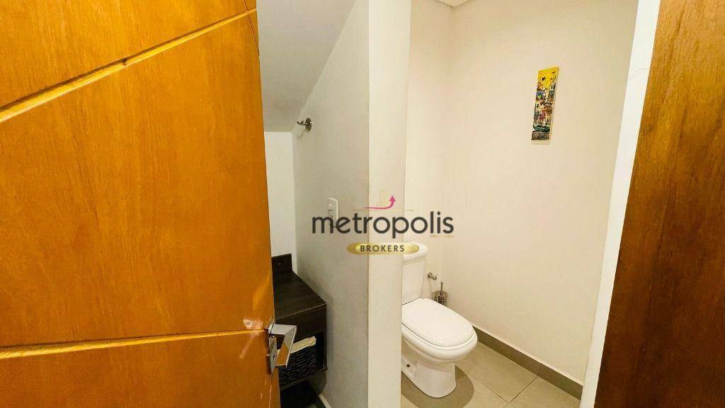 Sobrado para alugar com 3 quartos, 254m² - Foto 5