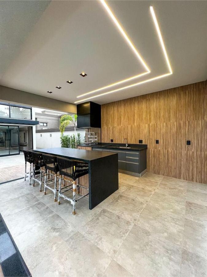 Casa à venda com 3 quartos, 618m² - Foto 13