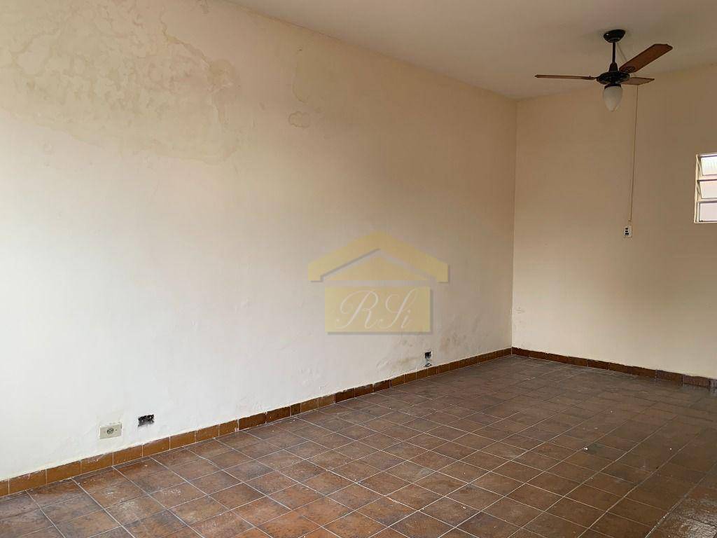 Casa à venda com 3 quartos, 230m² - Foto 23