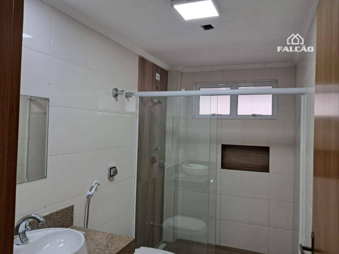 Apartamento à venda e aluguel com 4 quartos, 300m² - Foto 17