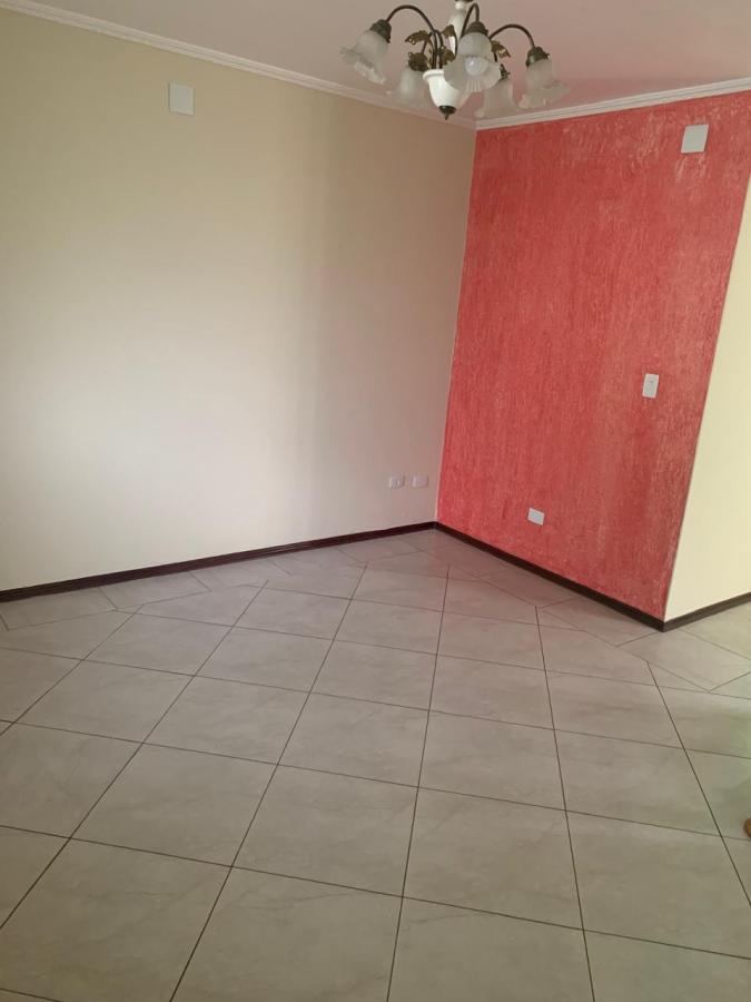 Casa à venda com 3 quartos, 250m² - Foto 6