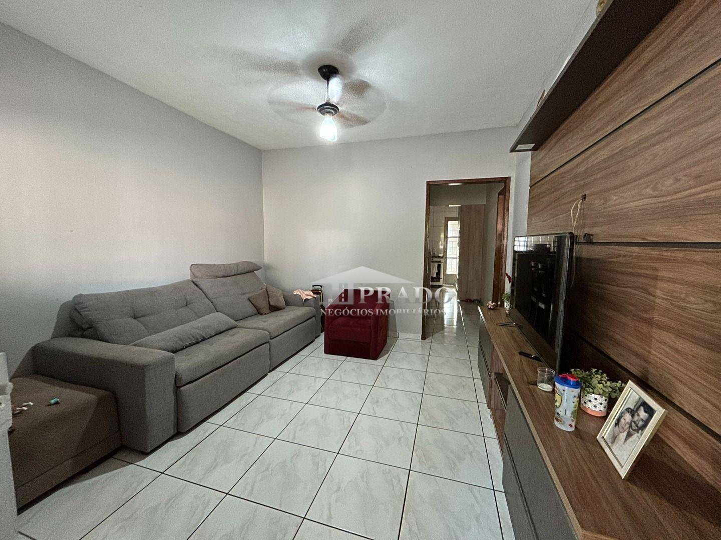 Casa à venda com 3 quartos, 185m² - Foto 4