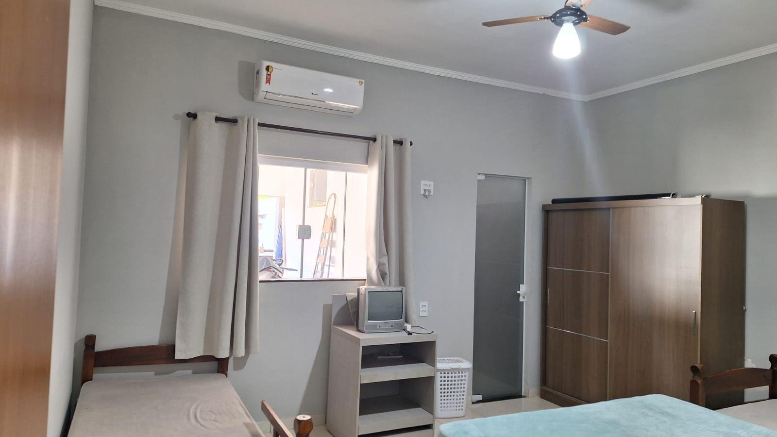 Casa à venda com 3 quartos, 275m² - Foto 8