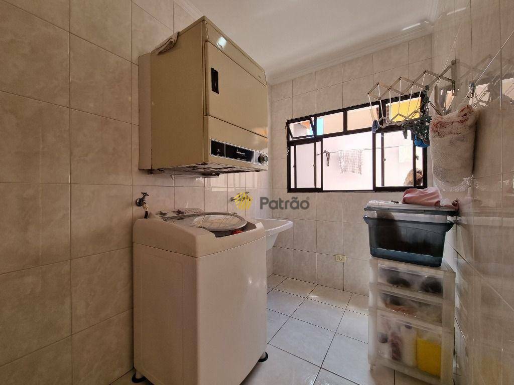 Sobrado à venda com 4 quartos, 253m² - Foto 18