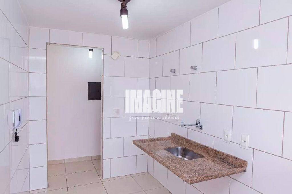 Apartamento à venda com 2 quartos, 60m² - Foto 22