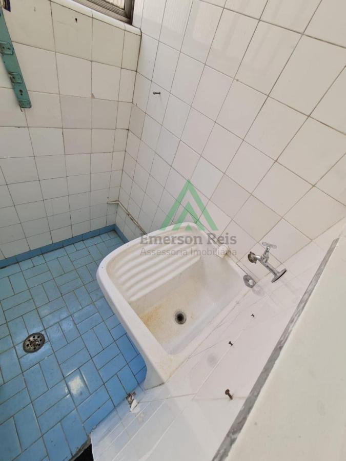 Apartamento à venda com 2 quartos, 75m² - Foto 10