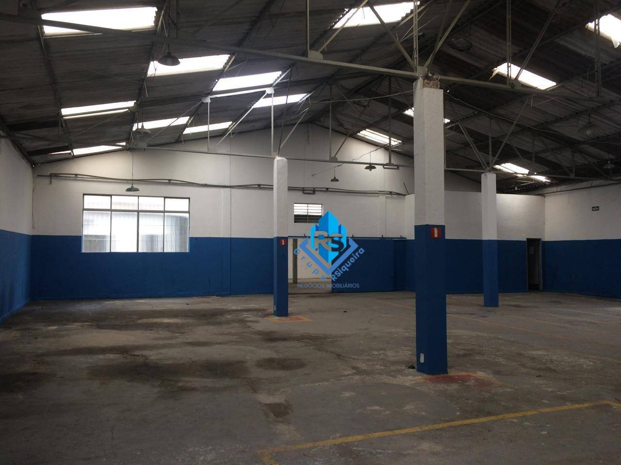 Depósito-Galpão, 735 m² - Foto 2
