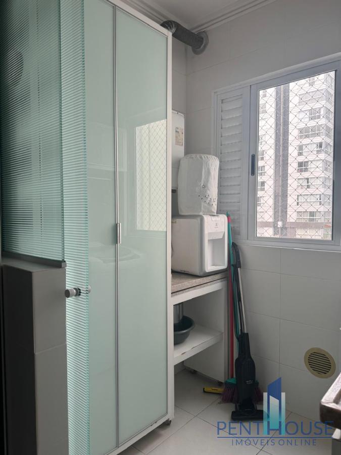 Apartamento para alugar com 3 quartos, 104m² - Foto 8