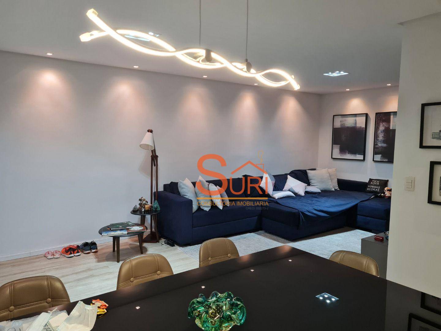 Apartamento à venda com 3 quartos, 107m² - Foto 1