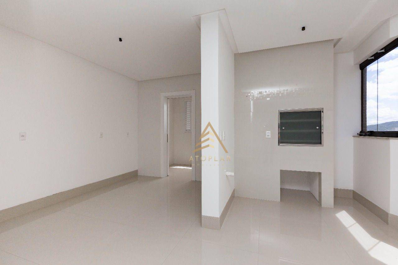 Apartamento à venda com 4 quartos, 150m² - Foto 9