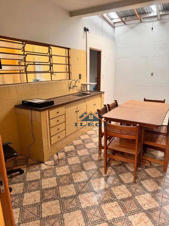 Casa à venda e aluguel com 5 quartos, 300m² - Foto 14