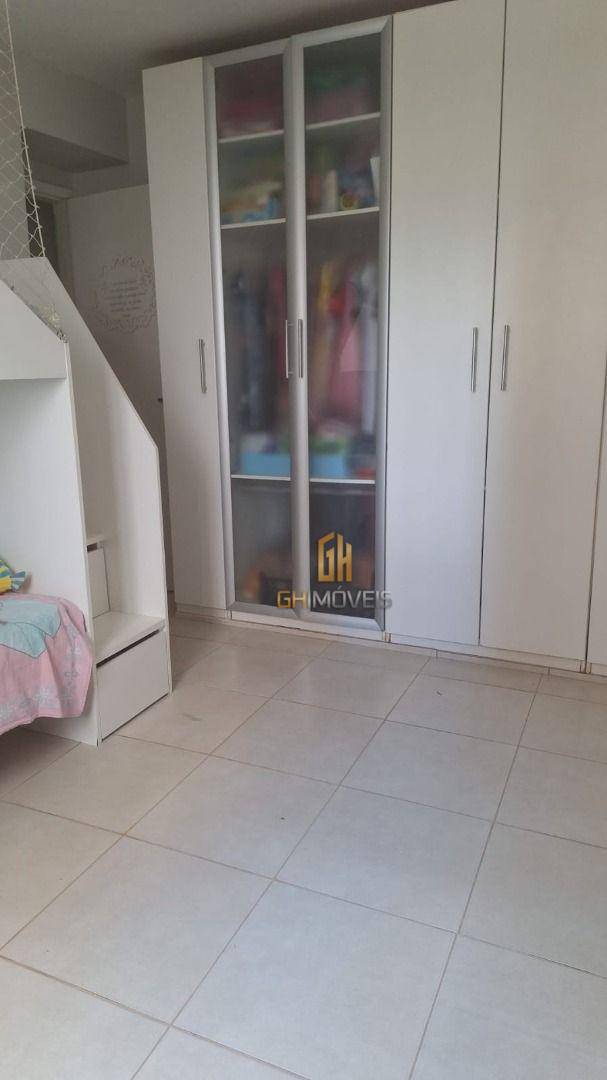 Apartamento à venda com 3 quartos, 78m² - Foto 4